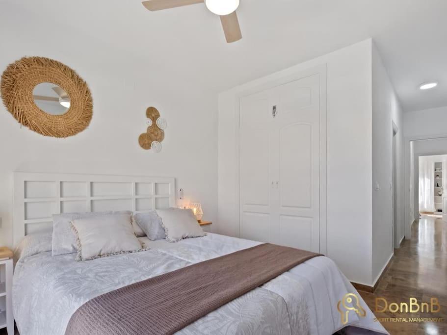 Apartamento Cerca De La Playa En Las Lagunas De Mijas Fuengirola Exteriör bild